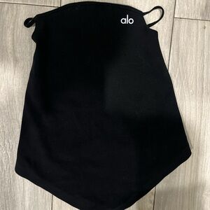Alo Black one size fits all yoga top